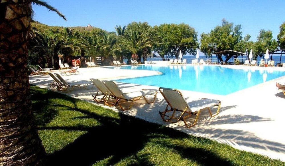 Aphrodite Hotel - carbon neutral hotel in Mithymna