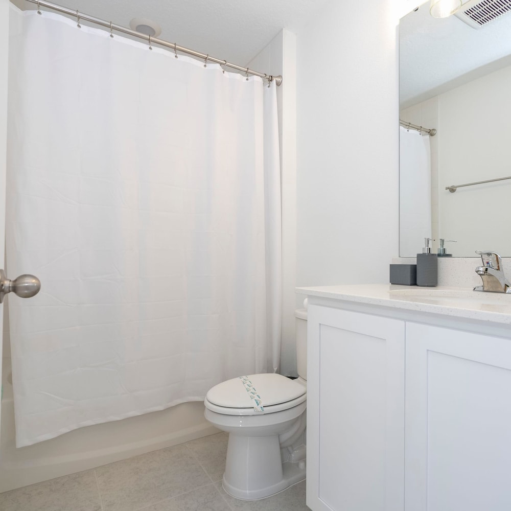 Gorgeous 3Bd Close to Disney at Festival Resort 661 - photo 31