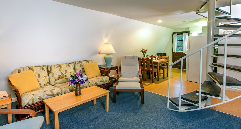 Cottages at the Even'tide Resort - photo 13