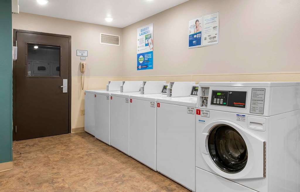 Extended Stay America Select Suites Jacksonville North - photo 54