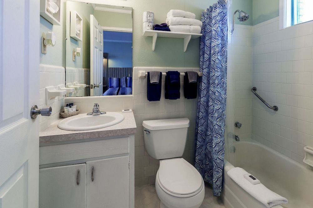 Willow Beach Resort - photo 19