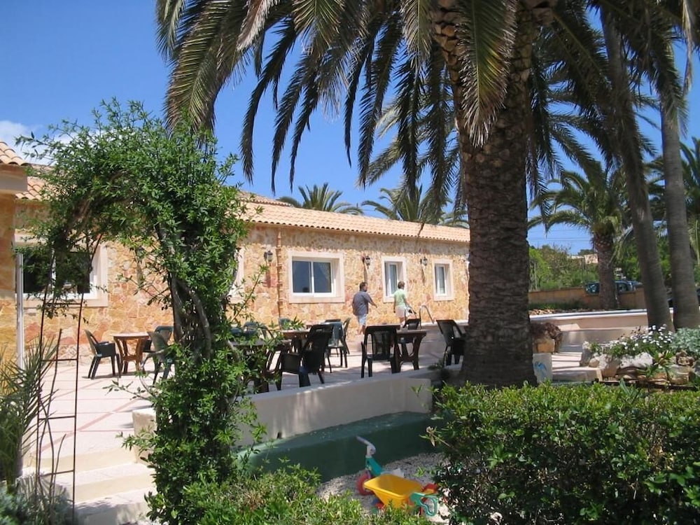 Fonda las Palmeras in Capdepera, Spain