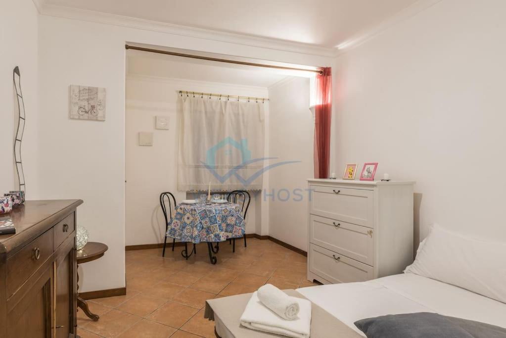 In Love Jolie Parioli R0ma — 4-Star Luxury Hotel in Rome, Italy