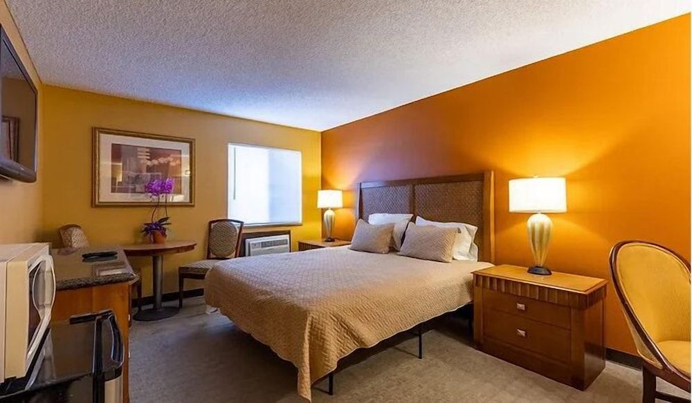 Sun Valley Suites - photo 7