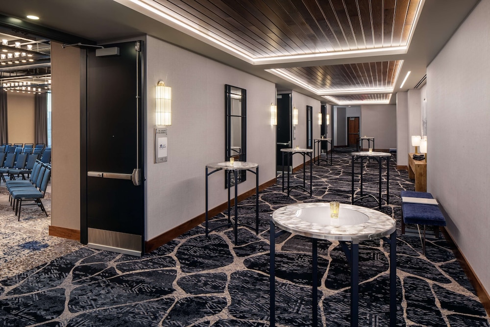 Homewood Suites by Hilton Boston Seaport District - photo 40
