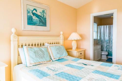 Emerald Breeze by Oak Island Accommodations - photo 32