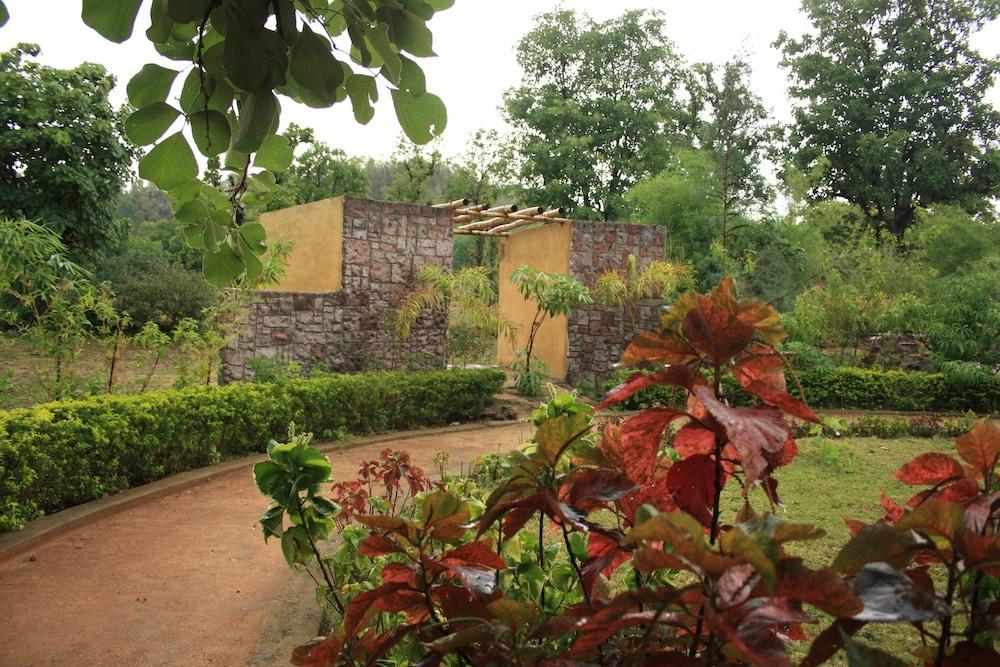 Wildflower Resort — Manpur — photo 5