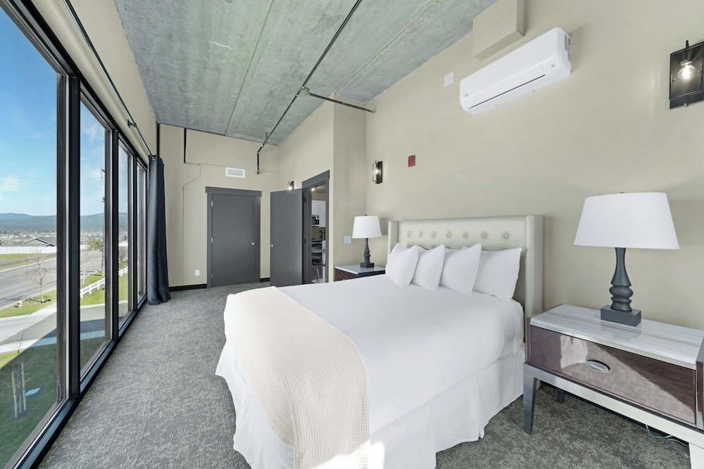 The Suites at Prairie Falls & Event Center - photo 16