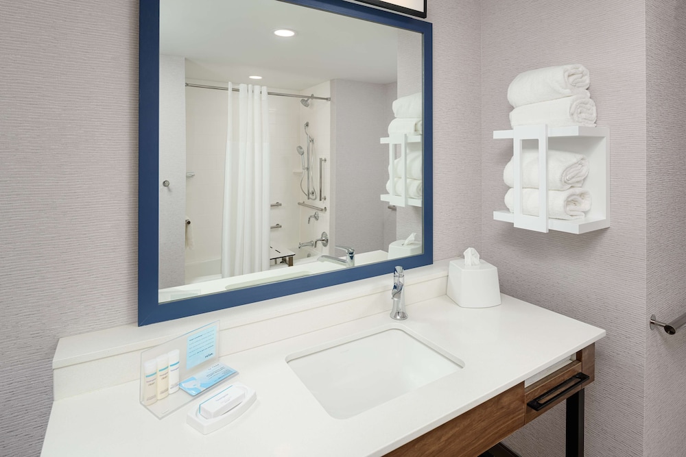 Hampton Inn Blue Ridge - photo 26