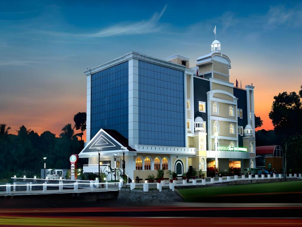 Hotel Olive International in Kottayam, India