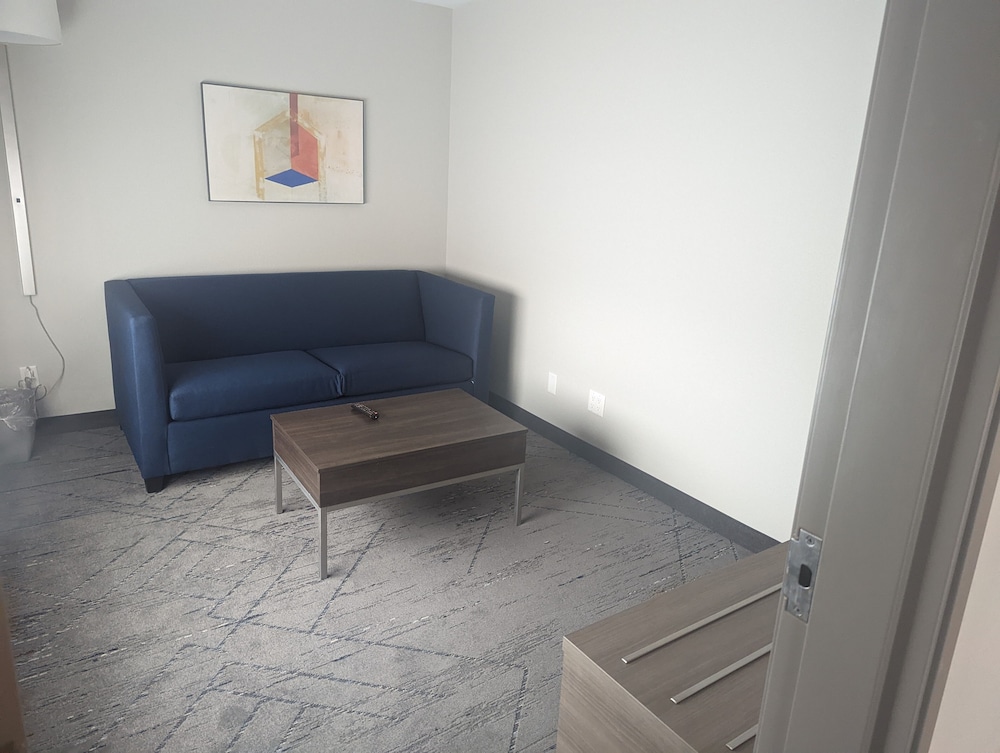 Holiday Inn Express & Suites Salt Lake City N Bountiful - photo 5