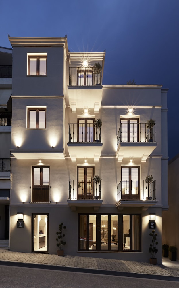 The Storyteller Boutique House — 4-Star Luxury Hotel in Kalampaka, Greece