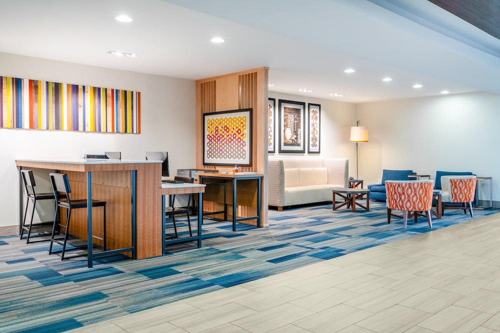 Holiday Inn Express Hotel & Suites Tappahannock by IHG - photo 18