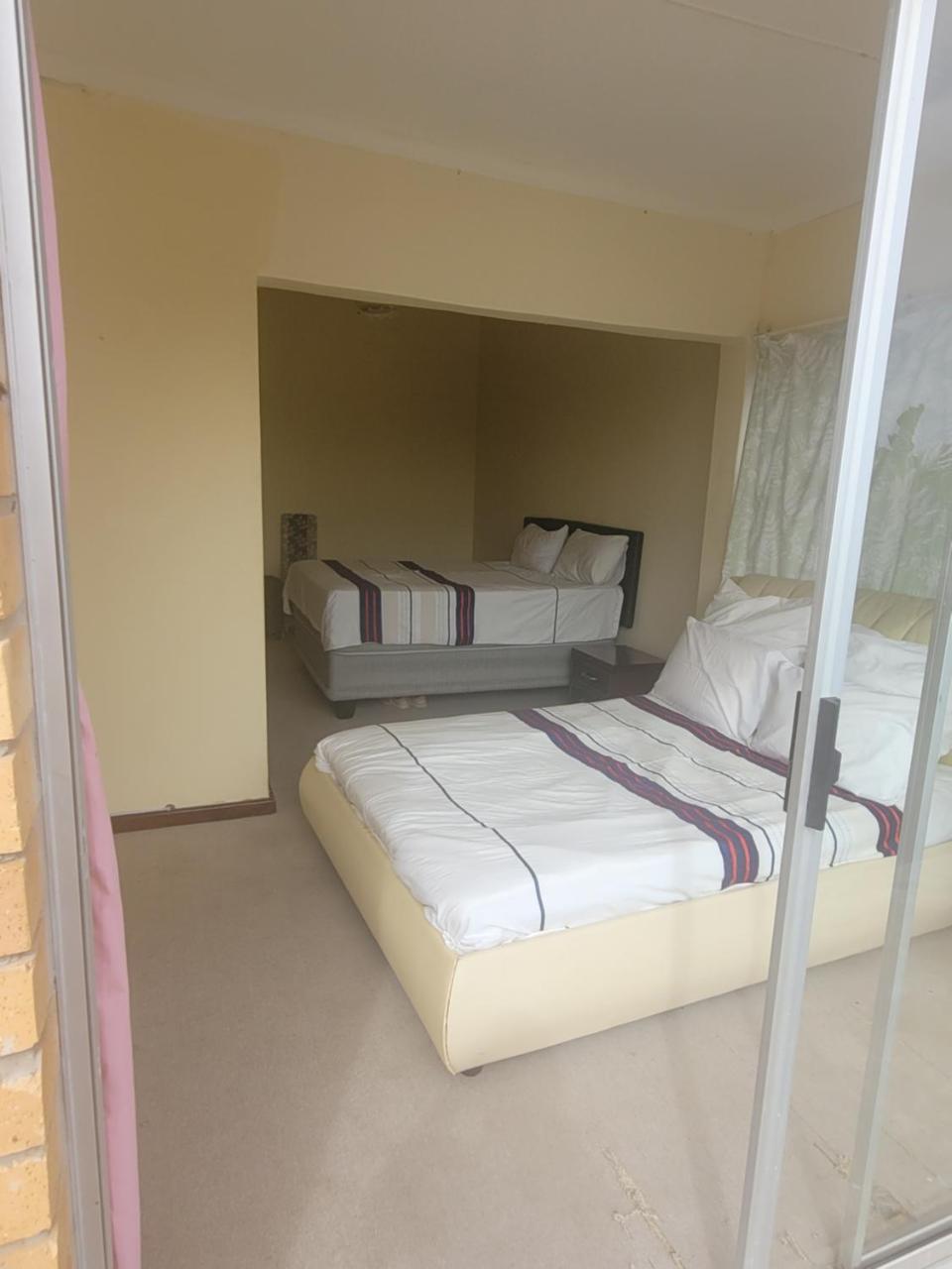 44 on Lyme Road - last minute hotel in Unknown City