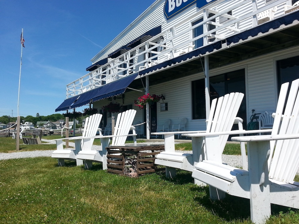 Boothbay Harbor Inn - photo 92