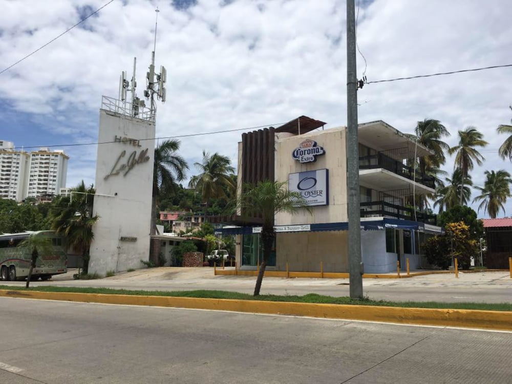 Hotel La Jolla - carbon neutral hotel in Acapulco De Juarez