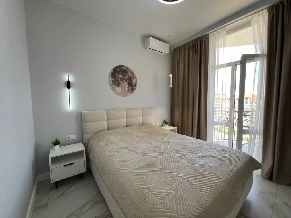 Apartaments v elitnom zhilom komplekse u morya ot LetoApart