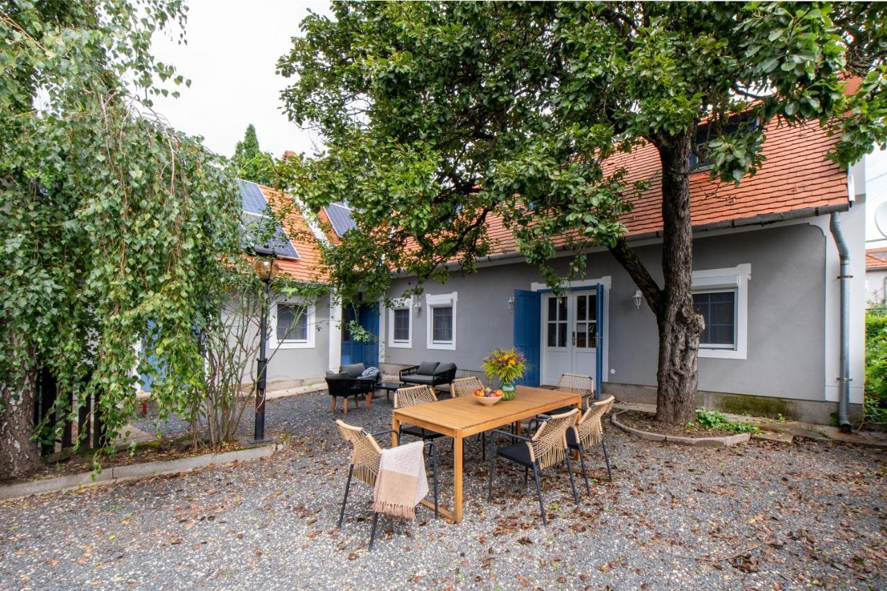 Sarki ház - carbon neutral hotel in Unknown City