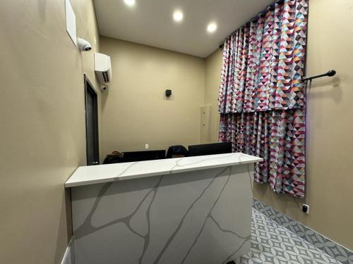 Moon Hotel Brooklyn - photo 15