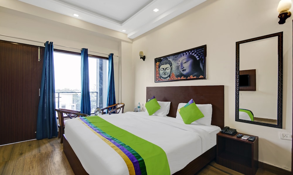 Treebo Noida Grand - carbon neutral hotel in Noida