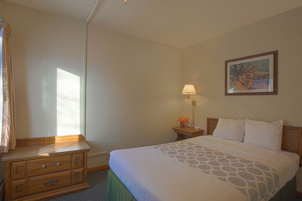 Love Hotels Silver Street by OYO at Hurley WI - photo 25