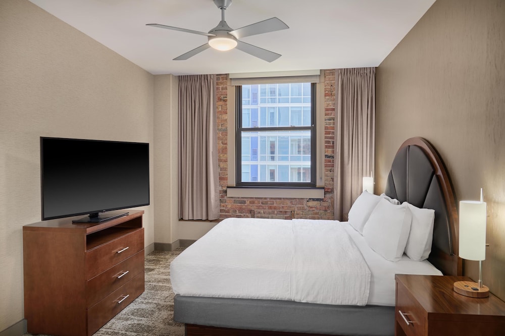 Homewood Suites by Hilton Grand Rapids Downtown - photo 5