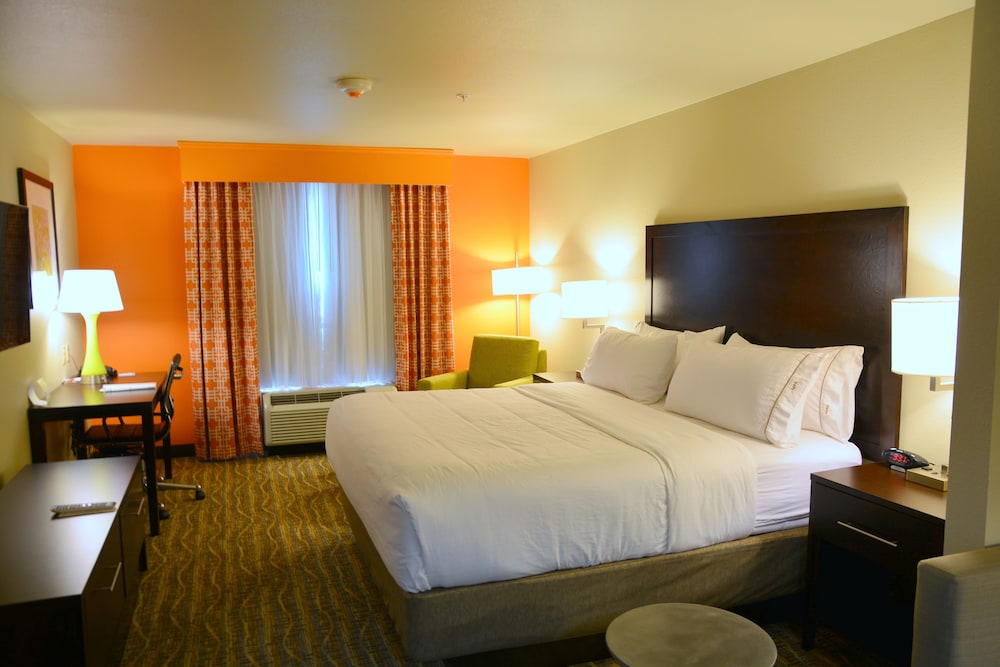 Holiday Inn Express & Suites Houston NW Tomball Area by IHG - photo 17