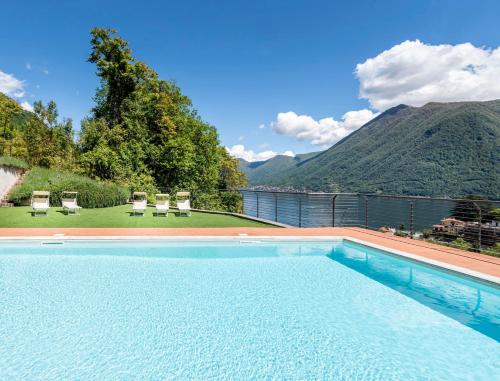 Casa Bella — 4-Star Luxury Hotel in Argegno, Italy