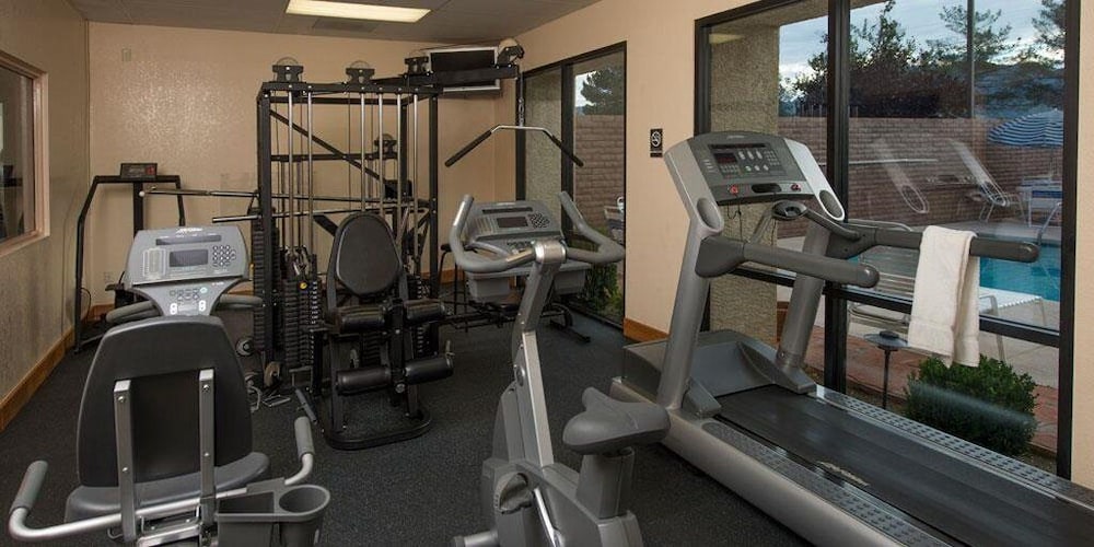 Gateway Studio Suites - photo 28