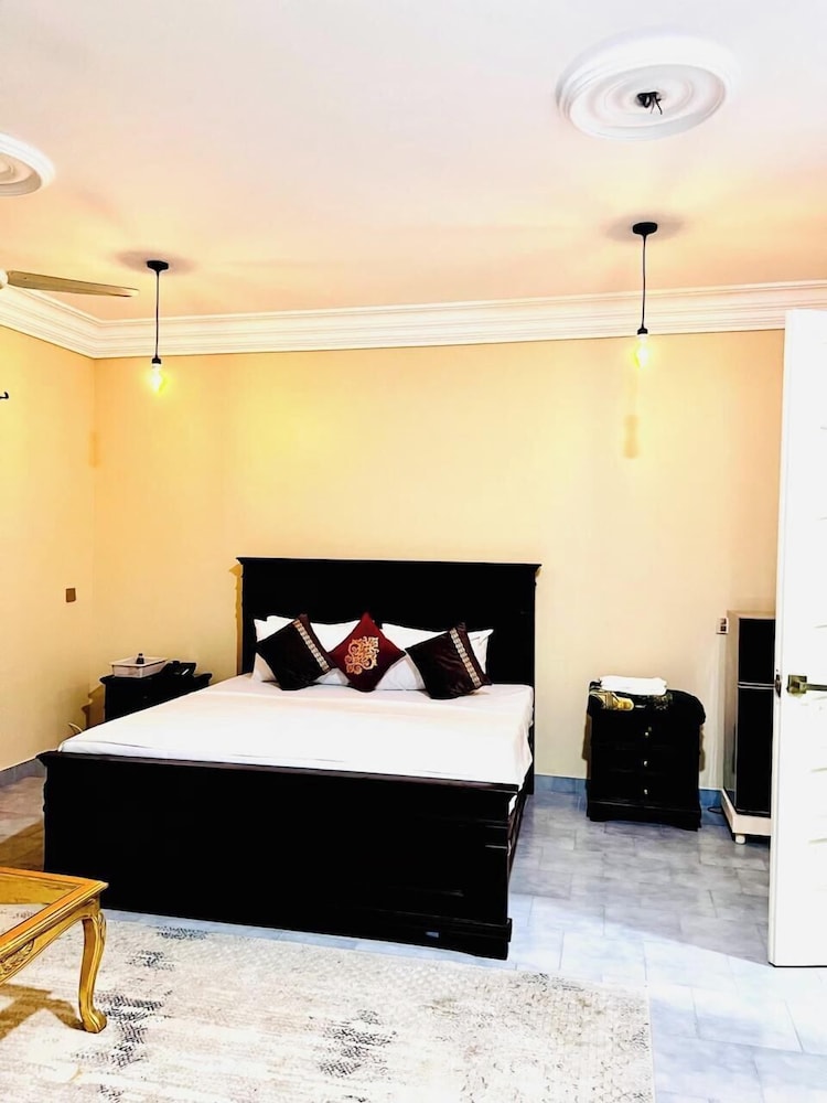 Sea View Inn in Karachi, Pakistan