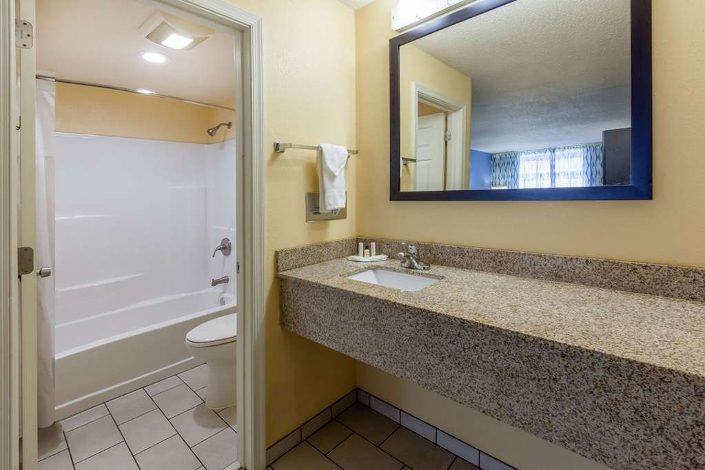 Days Inn by Wyndham Charles Town Harpers Ferry - photo 33