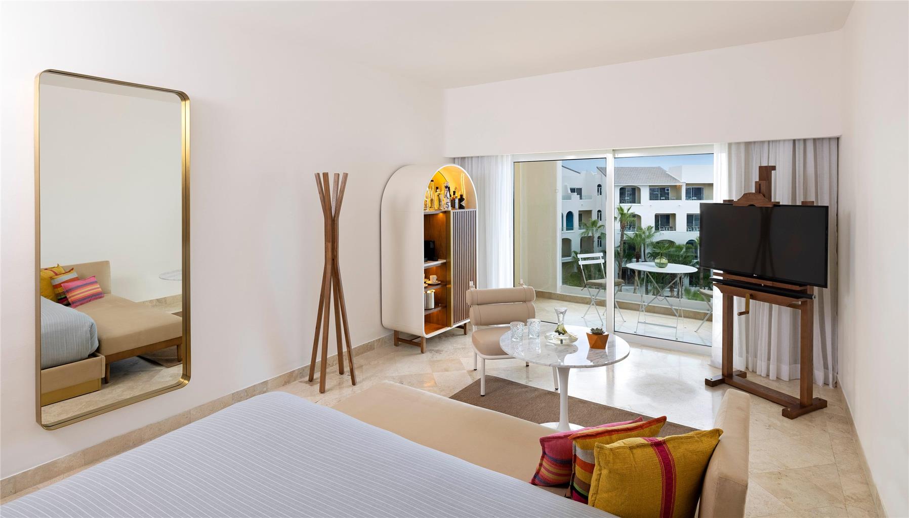 Guest room