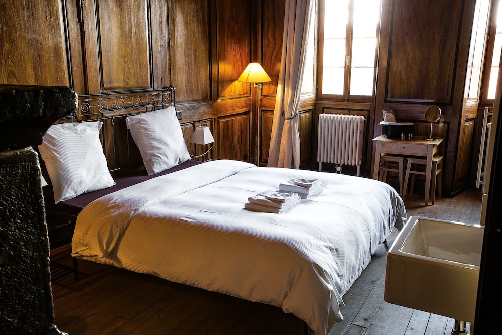 La Grande Maison — 4-Star Luxury Hotel in Saviese, Switzerland