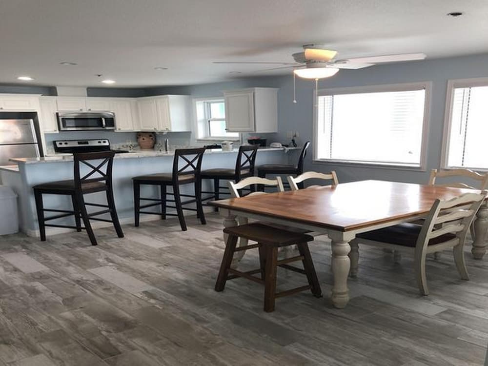Beachgate CondoSuites and Oceanfront Resort - photo 183