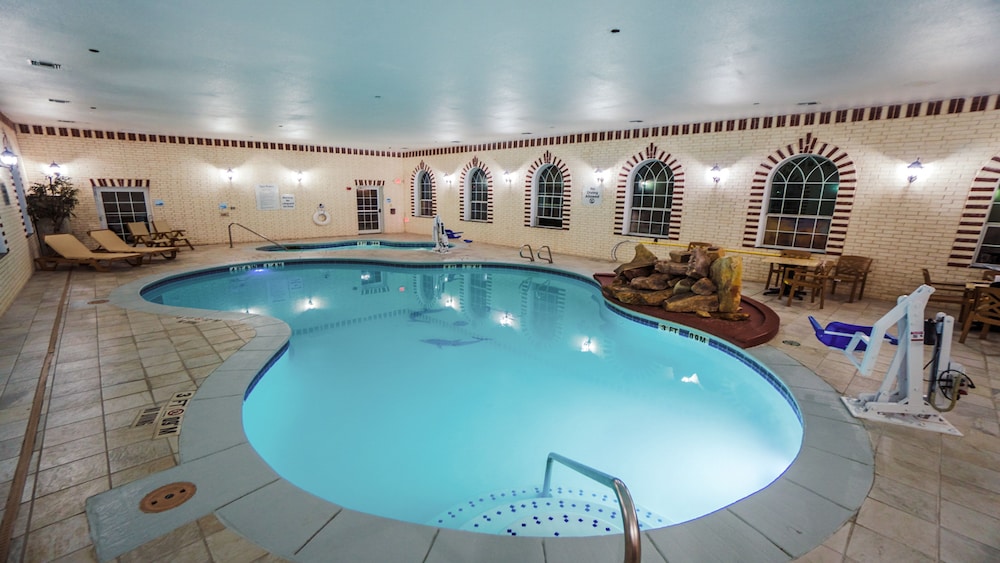 Holiday Inn Express & Suites Pampa by IHG - photo 45