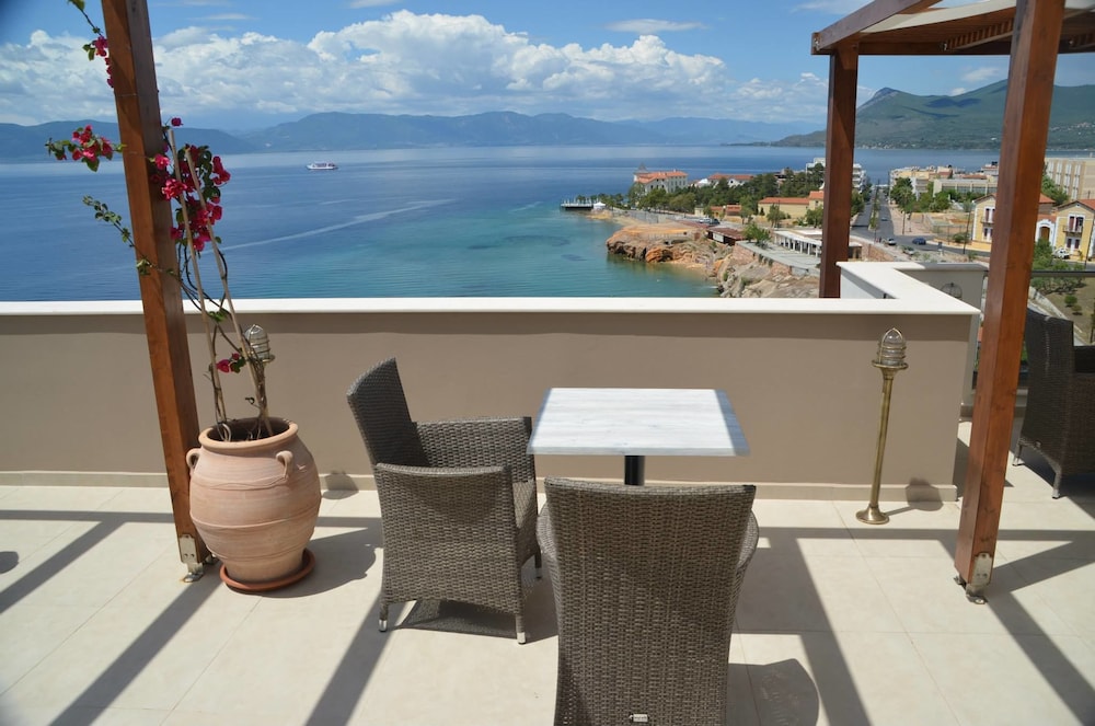 Lydia Apartments — 4-Star Luxury Hotel in Aidipsos, Greece
