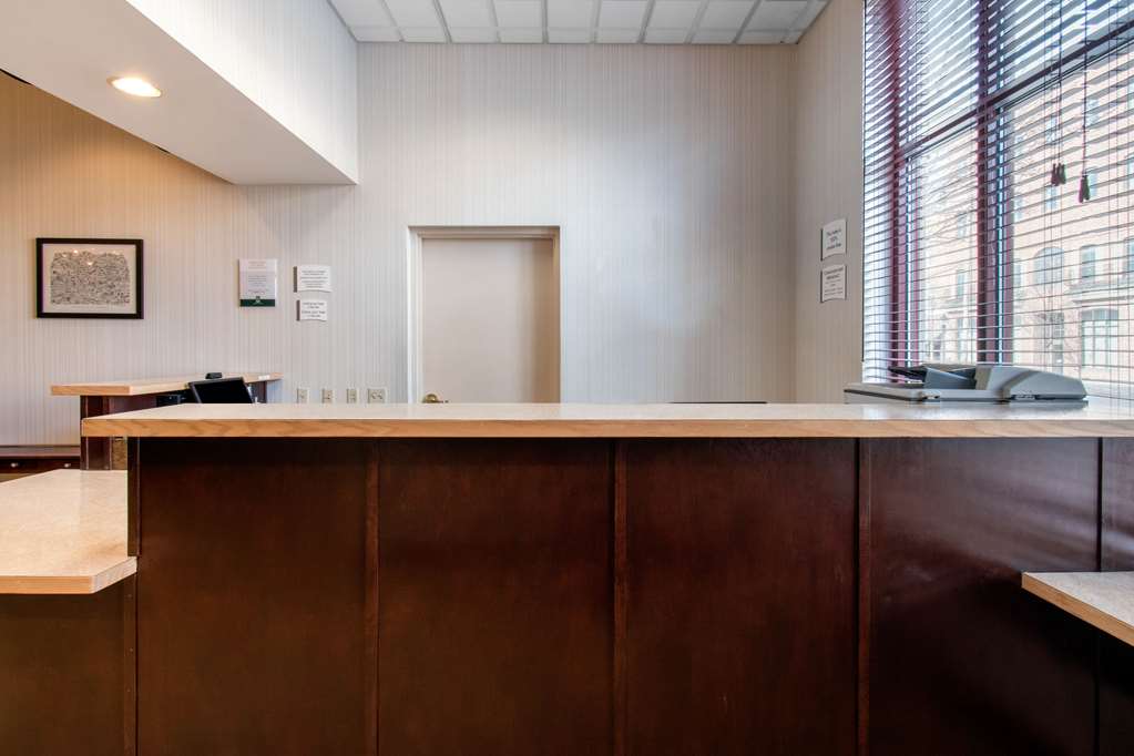 Clarion Hotel & Suites University Shippensburg - photo 3