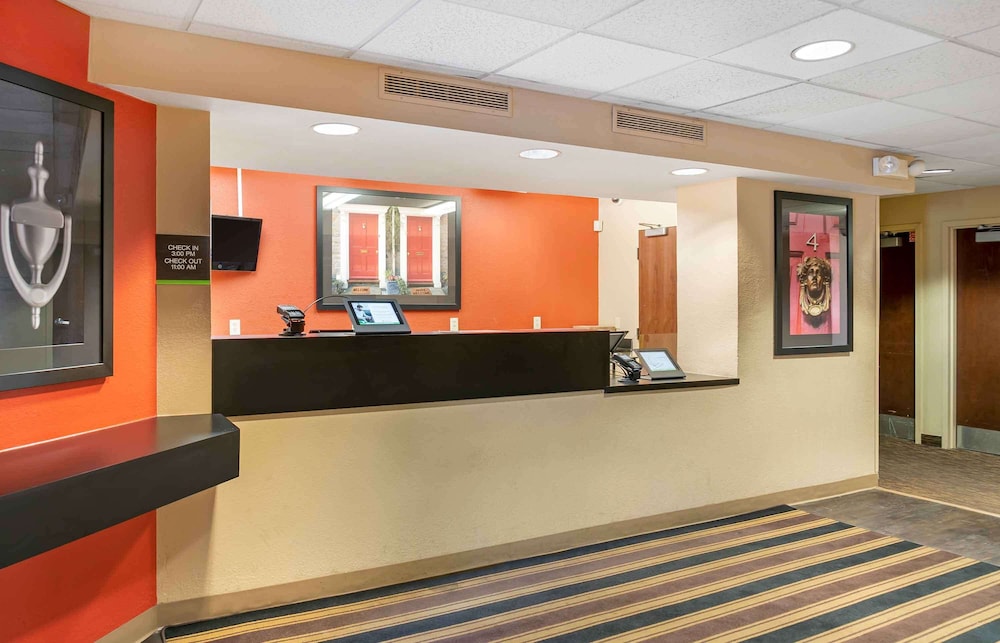 Extended Stay America Select Suites Detroit Farmington Hills - photo 18