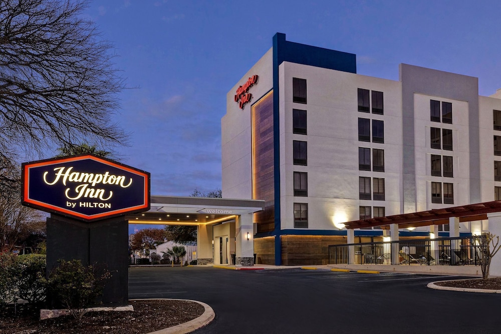 Hampton Inn San Antonio Downtown - photo 40