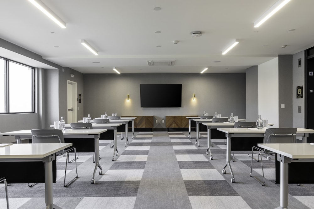 The Glenmark Glendale a Tribute Portfolio Hotel - photo 63