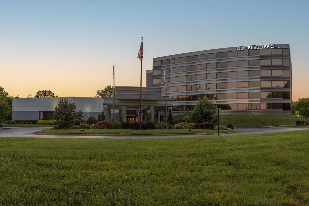 DoubleTree by Hilton Winston Salem University - carbon neutral hotel in Winston-Salem