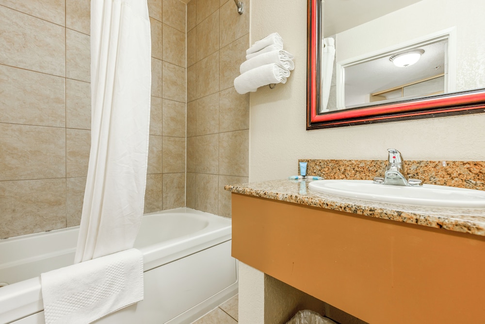 Hotel Avenida San Clemente Beach - photo 28