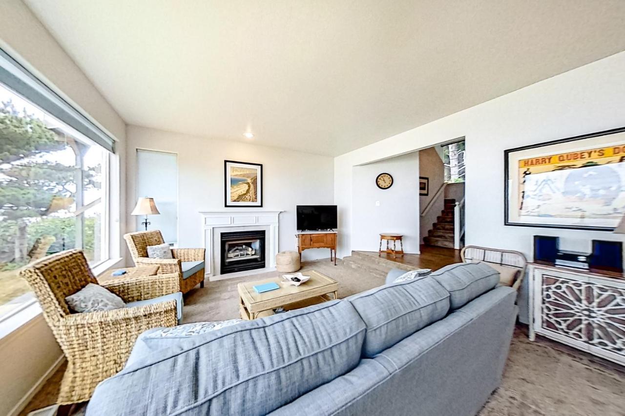 Hidden Drive in Lincoln, United States