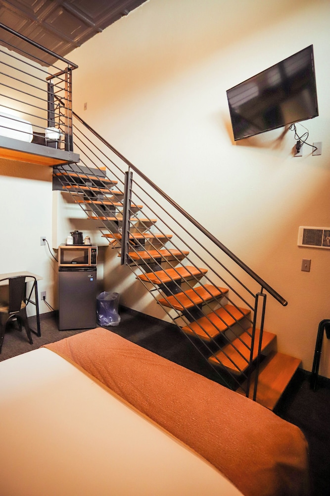 The Hotel Sturgis - photo 41