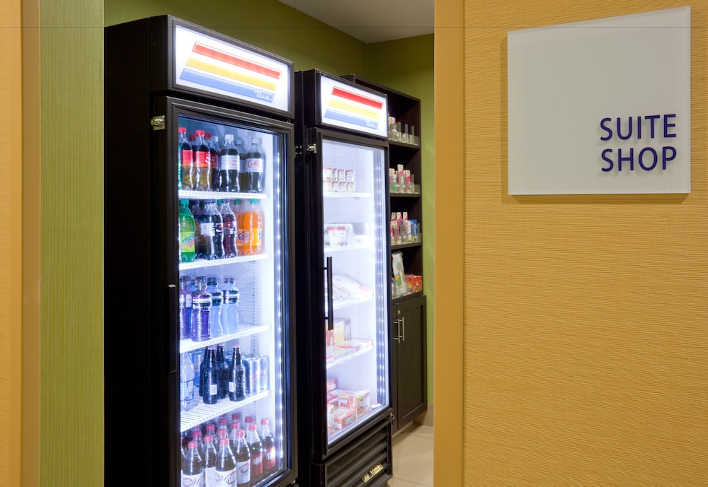 Holiday Inn Express & Suites Davenport by IHG - photo 25