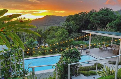 3 Suites Views Great pool Near Dominical Luxury in Unknown City, Costa Rica