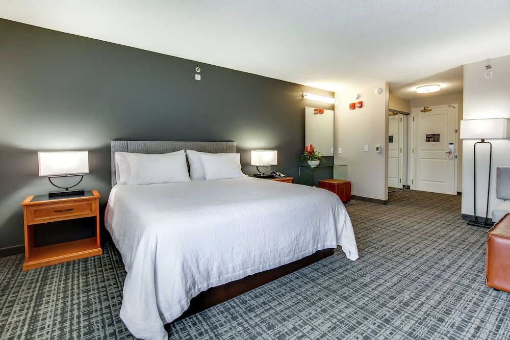 Hilton Garden Inn Louisville Airport - photo 22