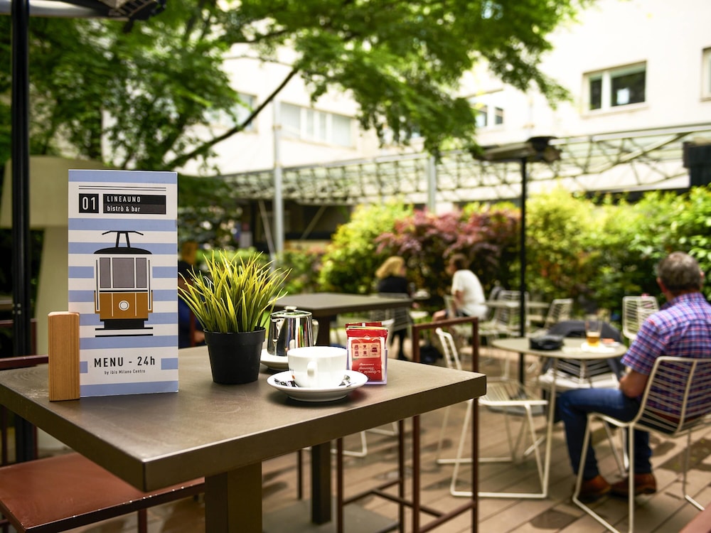 מזון ומשקאות