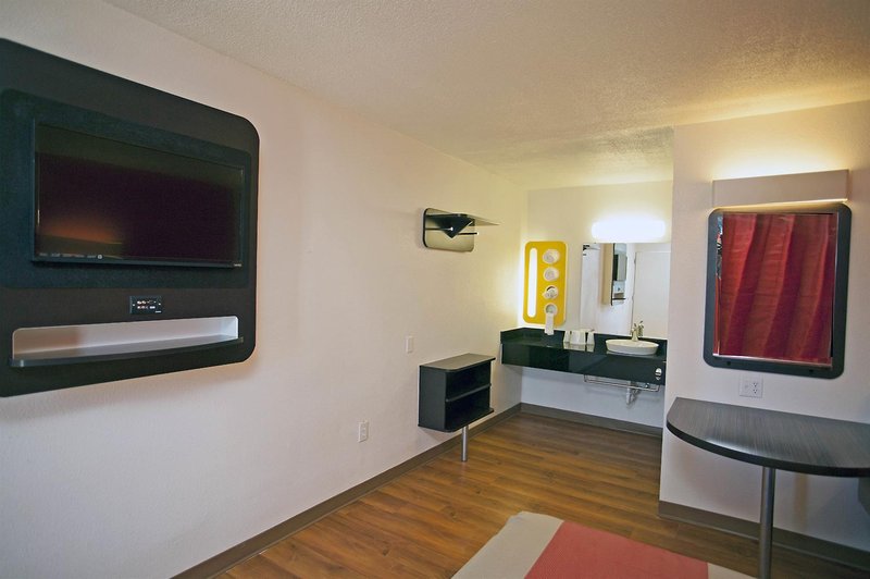 Motel 6 Van Buren - photo 7