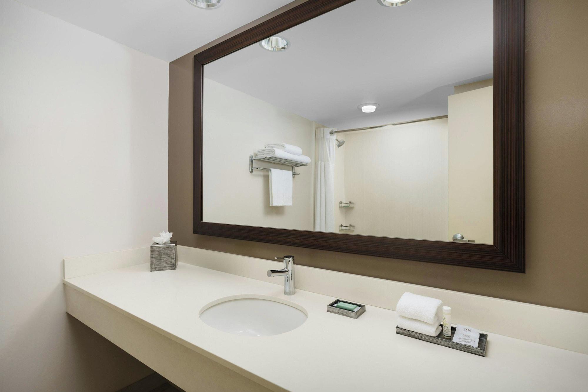 Courtyard by Marriott Fort Lauderdale North Cypress Creek - photo 11